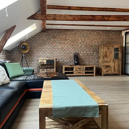 Masarykovo Namesti Apartamento